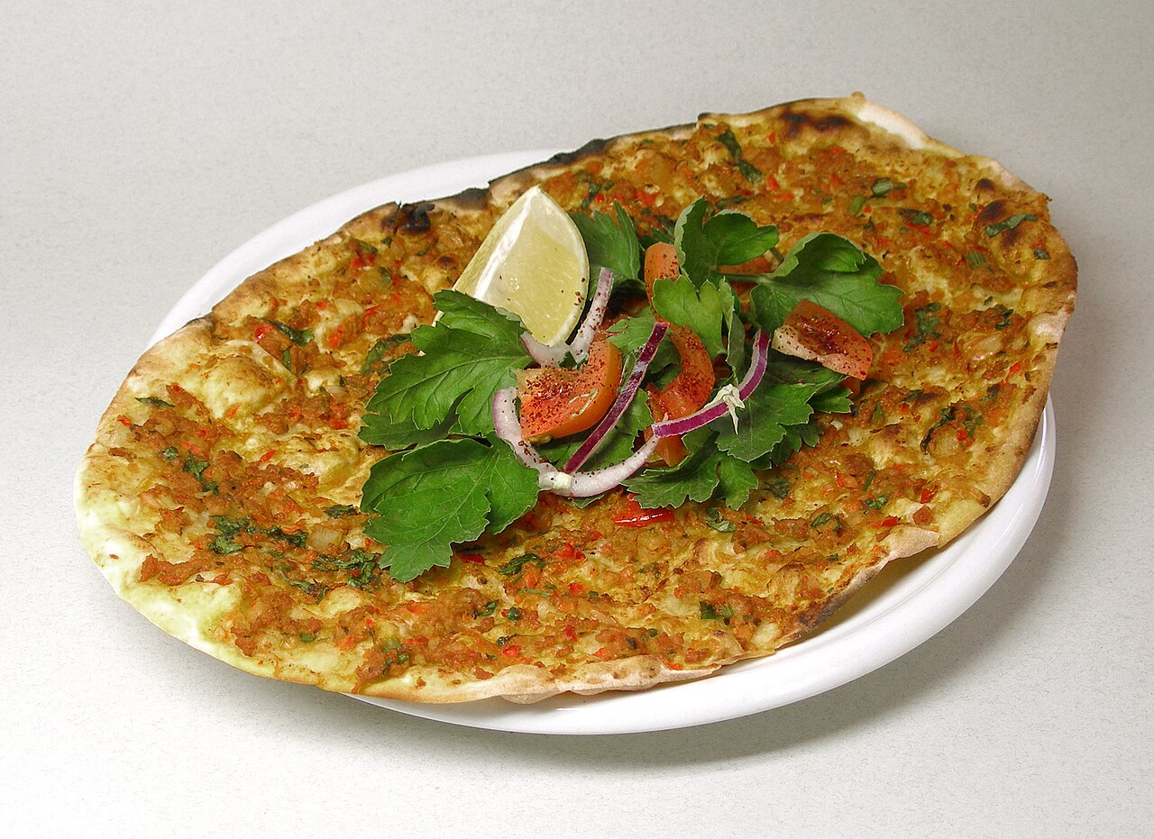 Diyet Lahmacun Tarifi