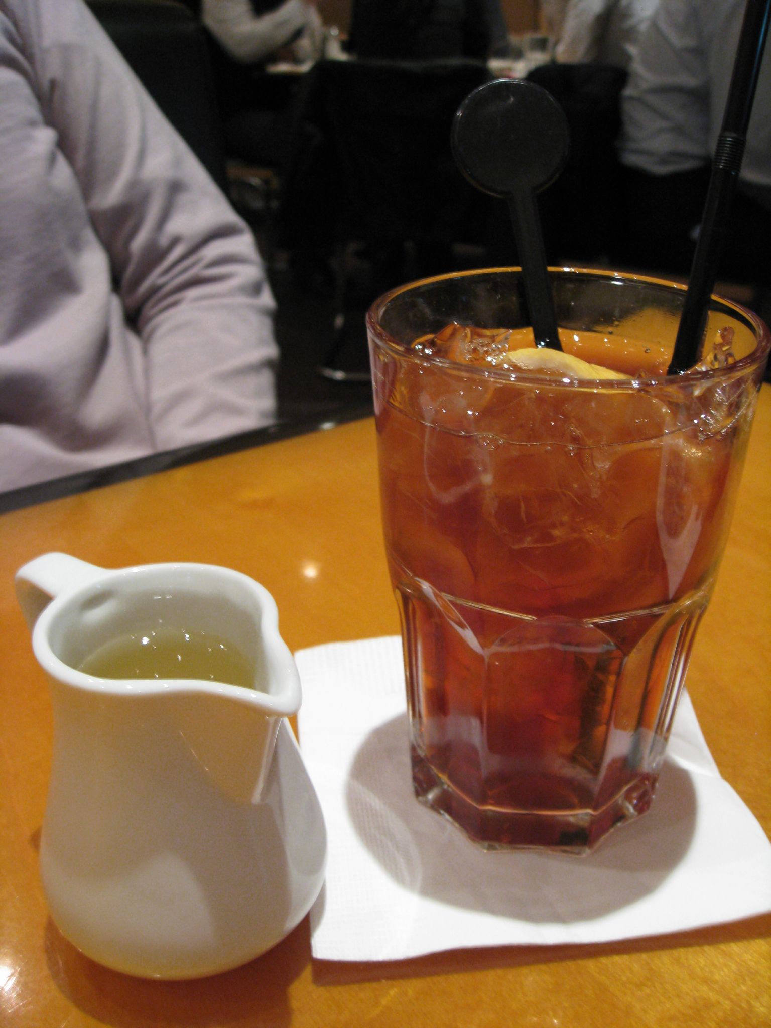Limonlu Soğuk Çay (Ice Tea) Tarifi